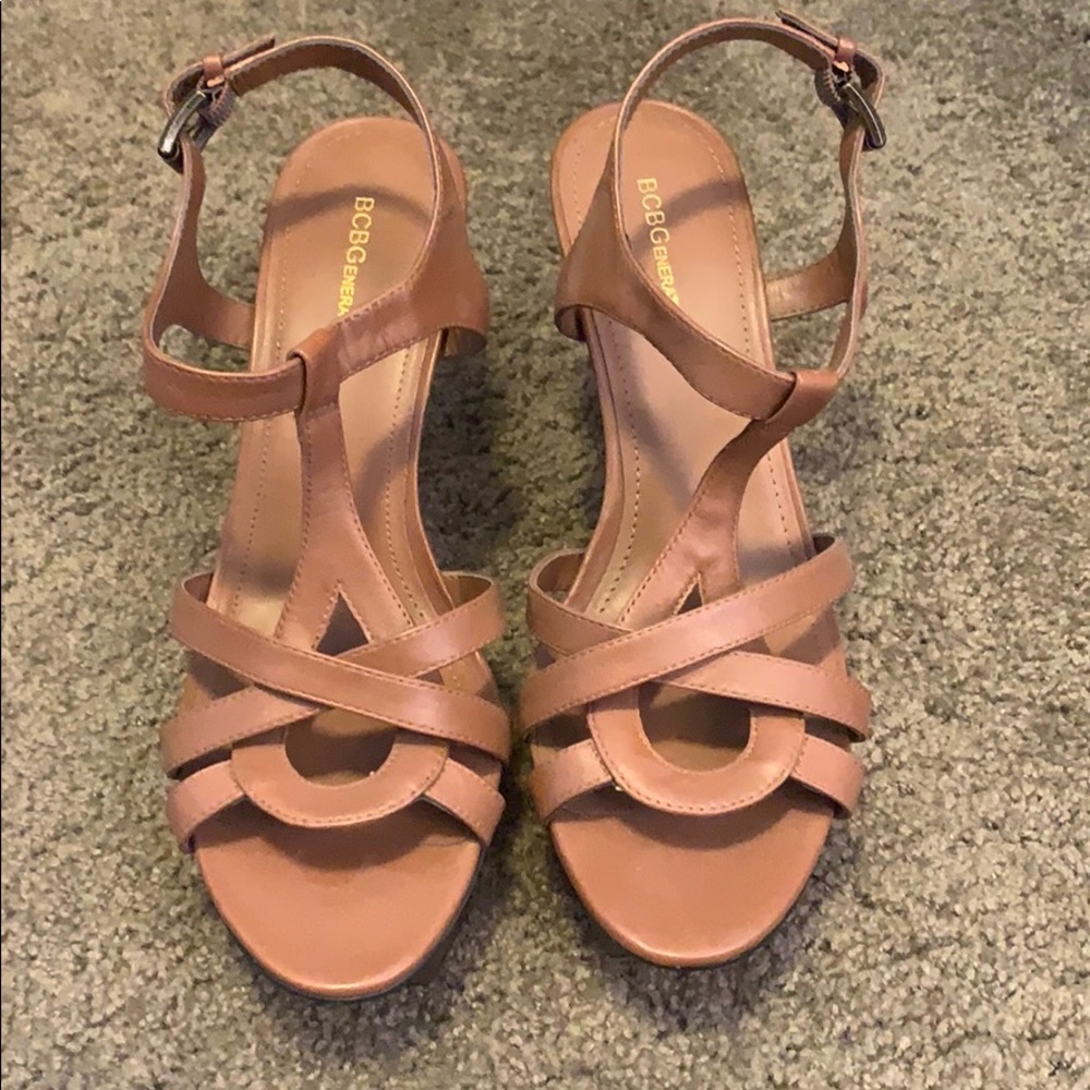 NWOT BCBG heels. 10M